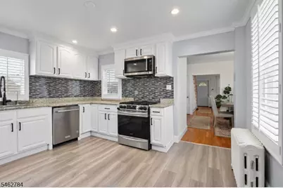 35 Clinton St, Bloomfield, NJ 07003 - Photo 18