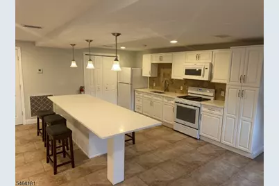 91 Royal Ave #1R, Hawthorne, NJ 07506 - Photo 4
