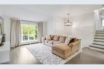 23 Briar Hills Cir, Springfield, NJ 07081 - Photo 4