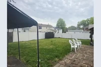 115 Hawthorne, Roselle, NJ 07203 - Photo 1