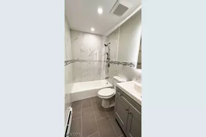 12 Sipp Ave, Clifton, NJ 07013 - Photo 4