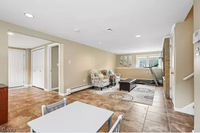 22 Allen Dr, Wayne, NJ 07470 - Photo 28