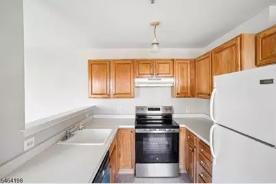 131 Passaic Ave #2, Nutley, NJ 07110 - Photo 8