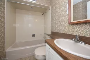 44 Hughes Ln, Watchung, NJ 07069 - Photo 26