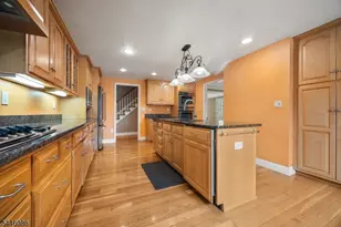 44 Hughes Ln, Watchung, NJ 07069 - Photo 6