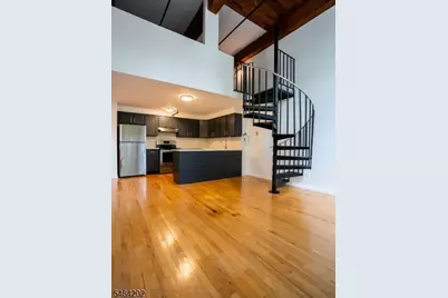 366-382 Trenton Ave #2E, Paterson, NJ 07503 - Photo 6