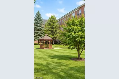 605 Grove St #13, Clifton, NJ 07013 - Photo 14