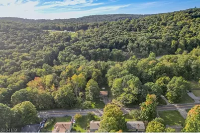 52 Lounsberry Hollow Rd, Vernon, NJ 07461 - Photo 46