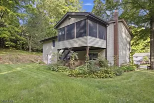 52 Lounsberry Hollow Rd, Vernon, NJ 07461 - Photo 40