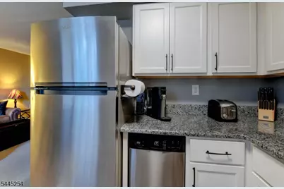 520 Turnpike C #221, Pequannock Township, NJ 07444 - Photo 4