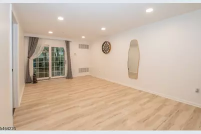 172 Potomac Dr, Bernards Township, NJ 07920 - Photo 10