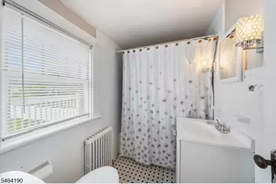 668 Greenbrook Rd, North Plainfield, NJ 07063 - Photo 12