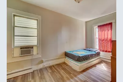 39 Hillman St, Paterson, NJ 07522 - Photo 6