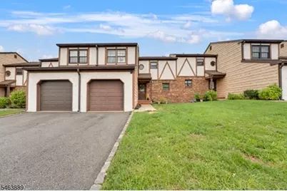 23 Wellington Ct, Sayreville, NJ 08872 - Photo 1