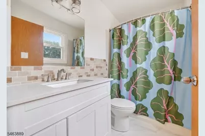 23 Wellington Ct, Sayreville, NJ 08872 - Photo 8