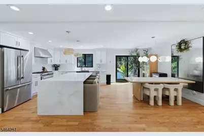 11 Marquette Rd, Montclair, NJ 07043 - Photo 14