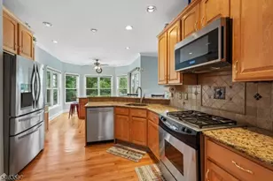 9 Inwood Terrace, Fairfield, NJ 07004 - Photo 16