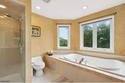 9 Inwood Ter, Fairfield, NJ 07004 - Photo 24