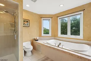 9 Inwood Terrace, Fairfield, NJ 07004 - Photo 24