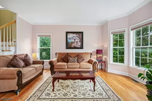 9 Inwood Terrace, Fairfield, NJ 07004 - Photo 6
