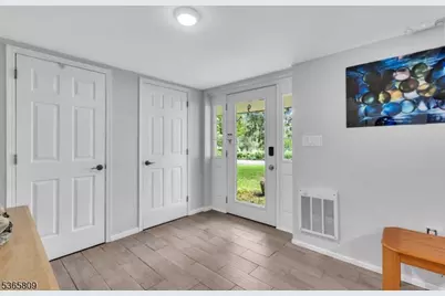 9 Mueller Lane, Franklin Township, NJ 07882 - Photo 8