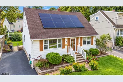 34 Meadow Ln, Clifton, NJ 07012 - Photo 2