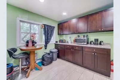 144 Steuben St, East Orange, NJ 07018 - Photo 22