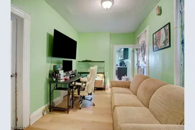 144 Steuben St, East Orange, NJ 07018 - Photo 16