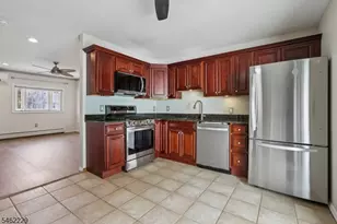 133 1/2 Prospect Ave, Bayonne, NJ 07002 - Photo 8
