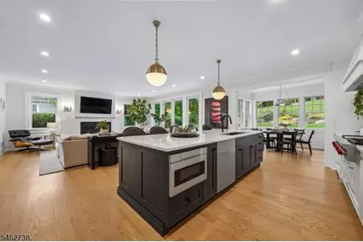 23 Woodfield Drive, Millburn, NJ 07078 - Photo 10