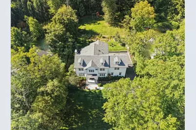 23 Woodfield Drive, Millburn, NJ 07078 - Photo 2