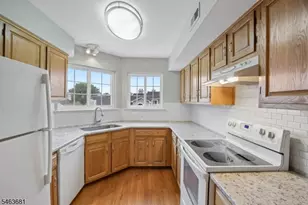 8 Bentley Ct, Bedminster Township, NJ 07921 - Photo 20