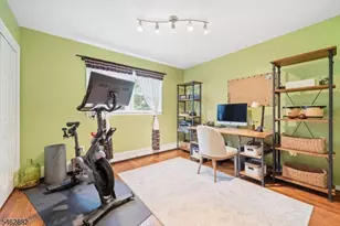 33 Celtic Way, Parsippany, NJ 07054 - Photo 22