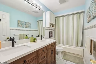166 Beech Ter, Wayne, NJ 07470 - Photo 16