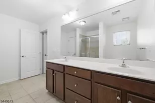404 Waterview Ct, Hanover Township, NJ 07927 - Photo 20