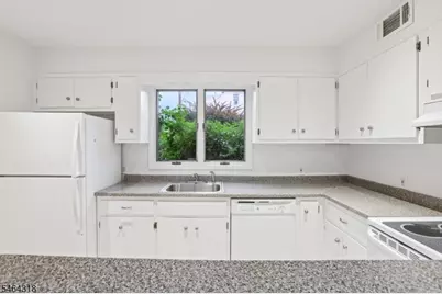 5 Jefferson St, Clifton, NJ 07014 - Photo 6