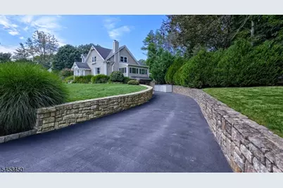 34 Grandview Dr, Wayne, NJ 07470 - Photo 42