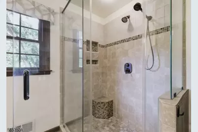 658 Main St, Union Township, NJ 08802 - Photo 22