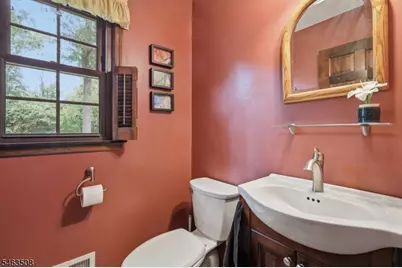 658 Main St, Union Township, NJ 08802 - Photo 16