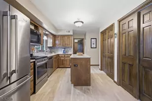 658 Main St, Union Township, NJ 08802 - Photo 12