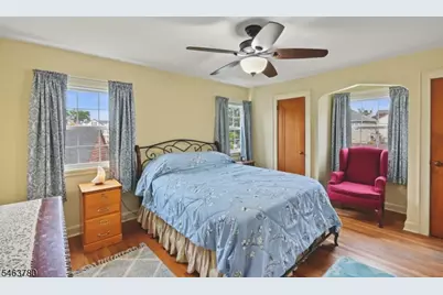 932 Pennsylvania Ave, Union Township, NJ 07083 - Photo 18