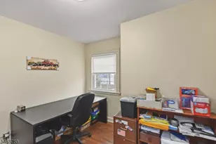 932 Pennsylvania Ave, Union Township, NJ 07083 - Photo 22