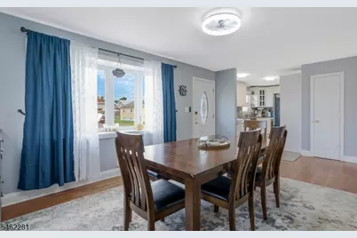 324 Codrington Pl, Bound Brook, NJ 08805 - Photo 6