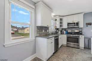 324 Codrington Pl, Bound Brook, NJ 08805 - Photo 8