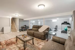324 Codrington Pl, Bound Brook, NJ 08805 - Photo 20
