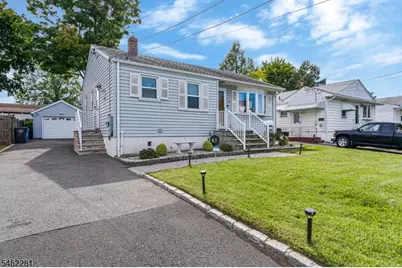 324 Codrington Pl, Bound Brook, NJ 08805 - Photo 2