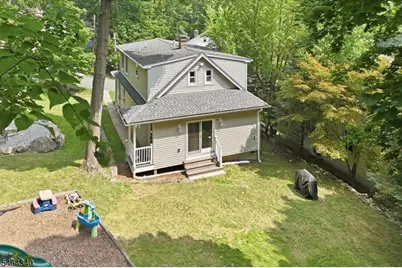 21 Nassau St, North Haledon, NJ 07508 - Photo 28