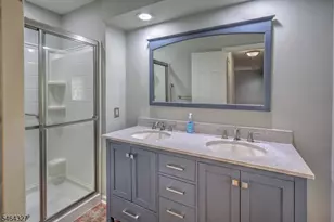 27 Village Dr, Bernards Township, NJ 07920 - Photo 18