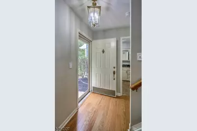 27 Village Dr, Bernards Township, NJ 07920 - Photo 2