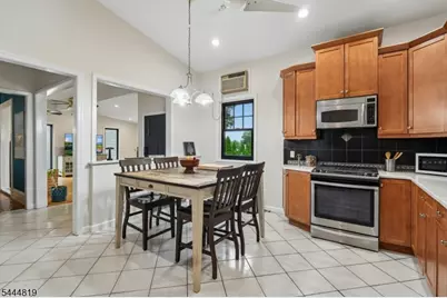 70 Hillside Ave, West Orange Township, NJ 07052 - Photo 12